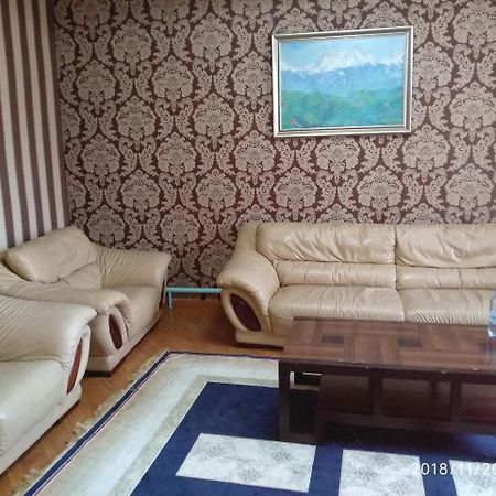 Rise Hotel Almaty Luaran gambar