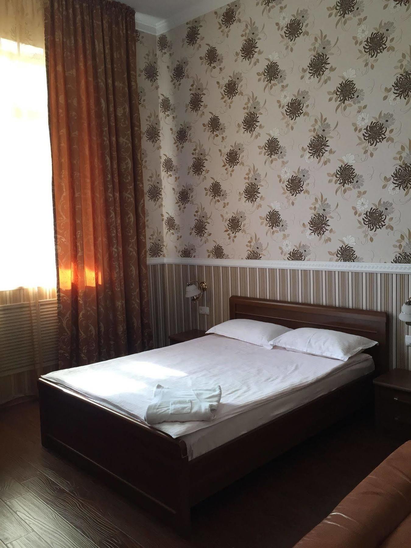 Rise Hotel Almaty Luaran gambar