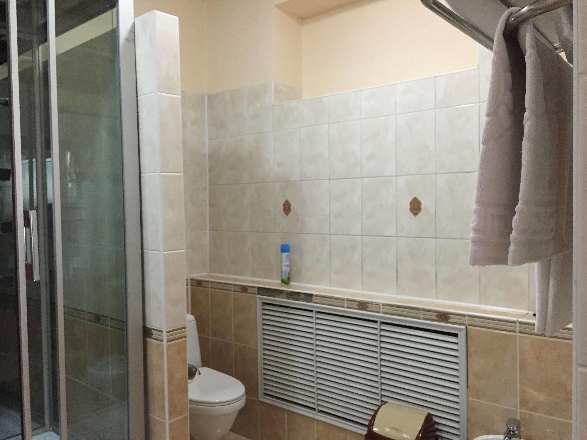 Rise Hotel Almaty Luaran gambar